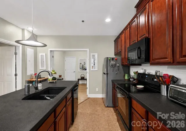 4th image of 600 N Skyloft Dr #102, Asheville, NC 28801 | MLS# 4412438