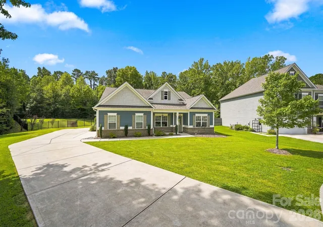 2nd image of 208 Clauser Rd S, Mount Holly, NC 28120 | MLS# 4412460