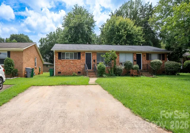 1st image of 4926 Malibu Dr, Charlotte, NC 28215 | MLS# 4412464