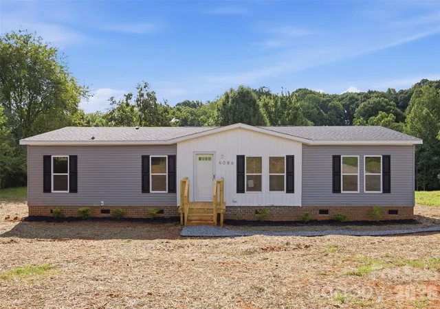 3rd image of 6086 Windover Creek Ln, Claremont, NC 28610 | MLS# 4412490