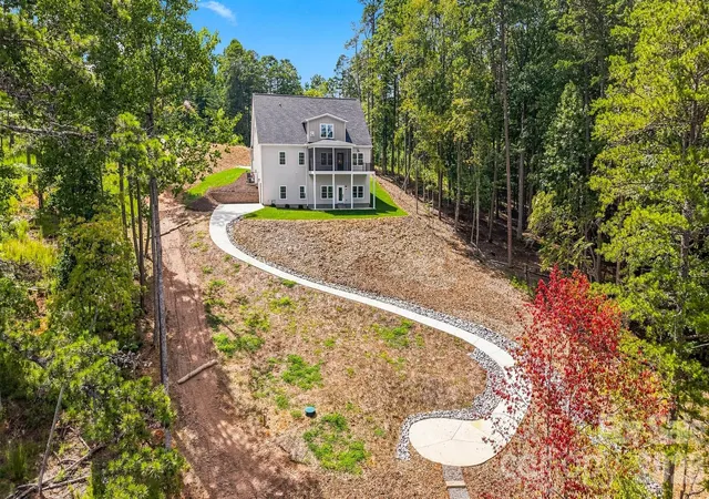 Photo 4 of Single family home for sale at 5317 Shoreline Way, Granite Falls, NC 28630 | MLS# 4412519 | Listing updated on 2026-08-31