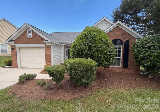 2nd image of 1633 Gordon Walters Dr, Charlotte, NC 28213 | MLS# 4412559