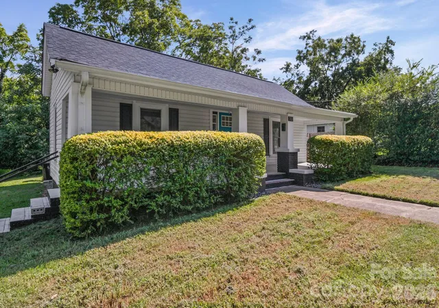2nd image of 703 W Windsor St, Monroe, NC 28112 | MLS# 4412570