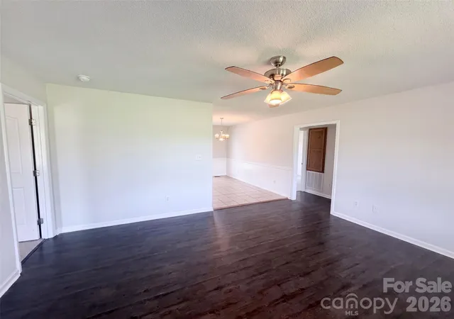 Photo 2 of Sale Pending at 2243 Mintew Cir, Lincolnton, NC 28092 | MLS# 4412571 | Listing updated on 2026-09-28