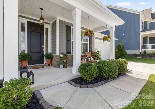 2nd image of 961 Stebbins Dr, Fort Mill, SC 29715 | MLS# 4412572