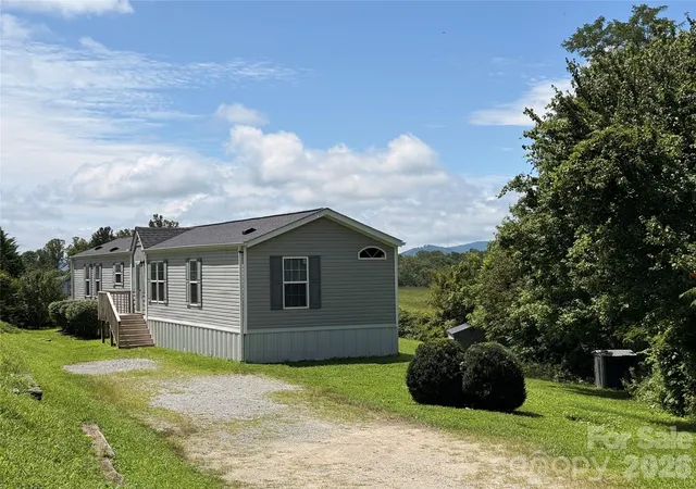 2nd image of 166 Albert Dr, Flat Rock, NC 28731 | MLS# 4412574