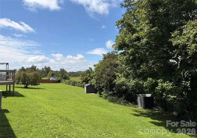 3rd image of 166 Albert Dr, Flat Rock, NC 28731 | MLS# 4412574