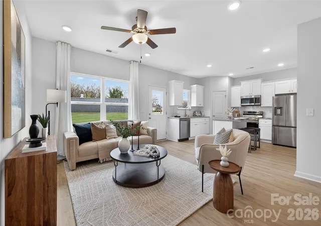 Photo 2 of Single family home for sale at 2827 17th Street Ct Ne #3, Hickory, NC 28601 | MLS# 4412586 | Listing updated on 2026-08-29