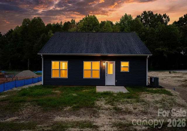 Photo 30 of Single family home for sale at 2827 17th Street Ct Ne #3, Hickory, NC 28601 | MLS# 4412586 | Listing updated on 2026-08-29