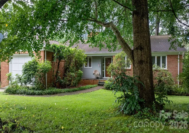 4th image of 219 West Park Dr, Morganton, NC 28655 | MLS# 4412593