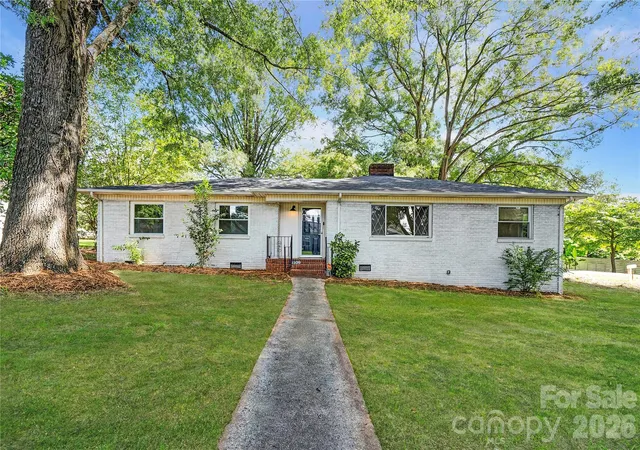 Photo 2 of Single family home for sale at 6109 Robinson Church Rd, Charlotte, NC 28215 | MLS# 4412598 | Listing updated on 2026-10-22