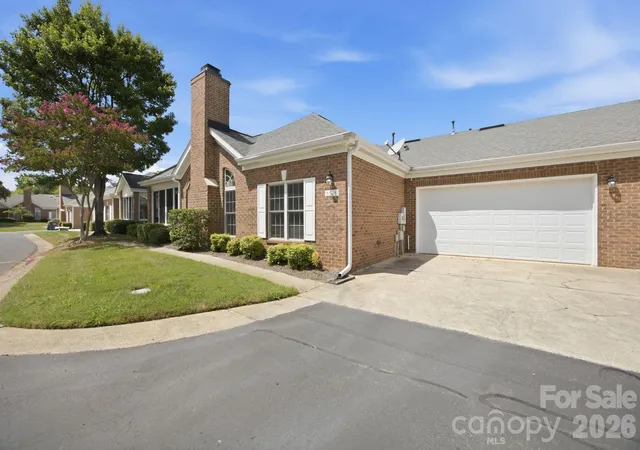 3rd image of 8528 Highland Glen Dr, Charlotte, NC 28269 | MLS# 4412611