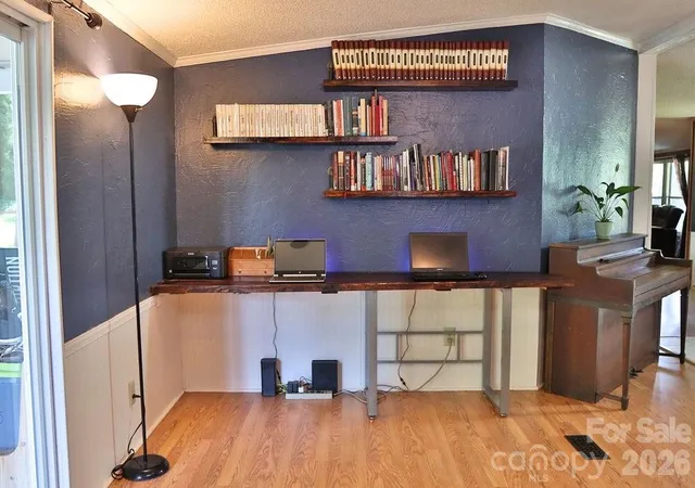 Photo 3 of Single family home for sale at 2095 Goodman Lake Rd, Morganton, NC 28655 | MLS# 4412625 | Listing updated on 2026-08-21
