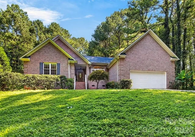 1st image of 7097 Windy Pine Cir, Denver, NC 28037 | MLS# 4412633