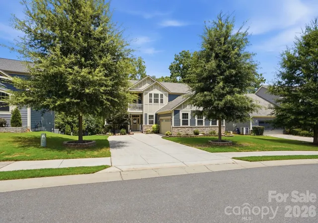 Photo 3 of Sale Pending at 561 Sandbar Point, Lake Wylie, SC 29710 | MLS# 4412646 | Listing updated on 2026-08-30