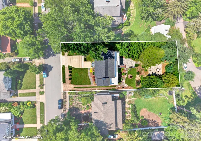4th image of 55 Edgemont Rd, Asheville, NC 28801 | MLS# 4412693