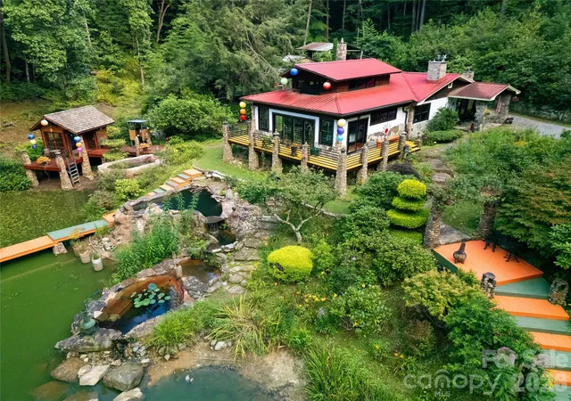 Photo 1 of Single family home for sale at 87 Old Chimney Ln, Cedar Mountain, NC 28718 | MLS# 4412723 | Listing updated on 2026-08-28