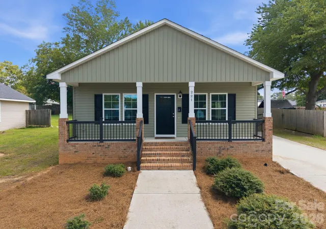 3rd image of 221 York Ave, Kannapolis, NC 28083 | MLS# 4412736