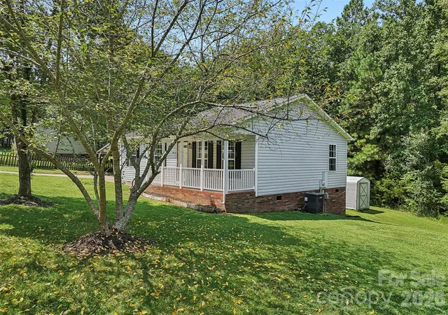3rd image of 916 Long Branch Rd, Grover, NC 28073 | MLS# 4412756