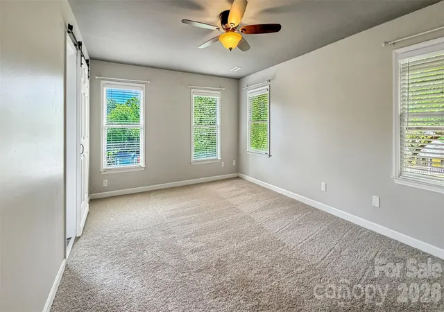 Photo 3 of Single family home for sale at 16539 Grapperhall Dr, Huntersville, NC 28078 | MLS# 4412768 | Listing updated on 2026-10-01