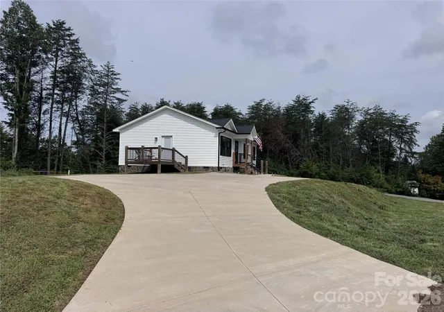 Single family home for sale at 3535 High West Dr, Lenoir, NC 28645 | MLS# 4412770 | Listing updated on 2026-08-30