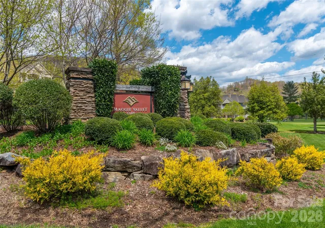 13th image of 391 Valley View Dr, Maggie Valley, NC 28751 | MLS# 4412790