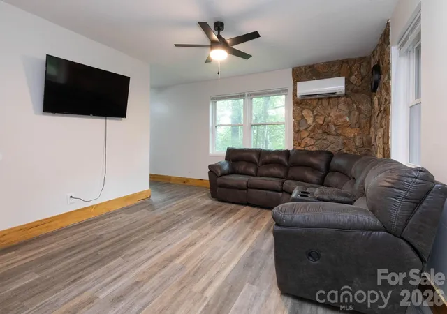 Photo 3 of Single family home for sale at 210 Sunset Farm Rd, Whittier, NC 28789 | MLS# 4412792 | Listing updated on 2026-08-18