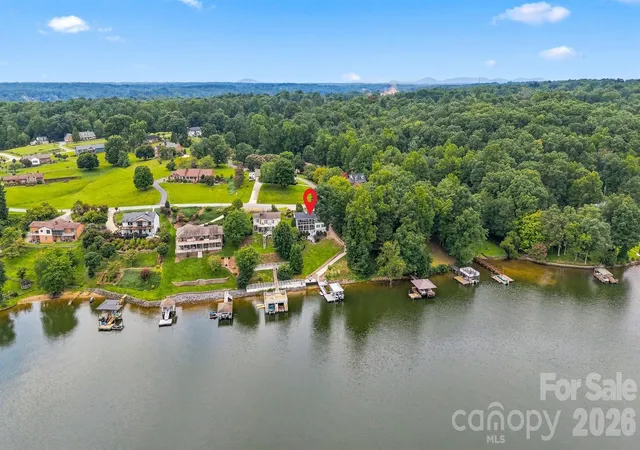 Photo 2 of Single family home for sale at 220 Lakeshore Ln, Taylorsville, NC 28681 | MLS# 4412796 | Listing updated on 2026-08-28