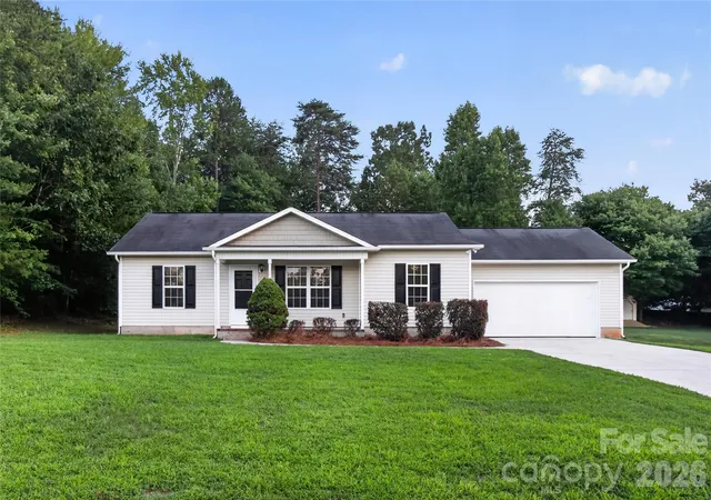 Photo 1 of Single family home for sale at 213 Winding Cedar Dr, Statesville, NC 28677 | MLS# 4412797 | Listing updated on 2026-08-09
