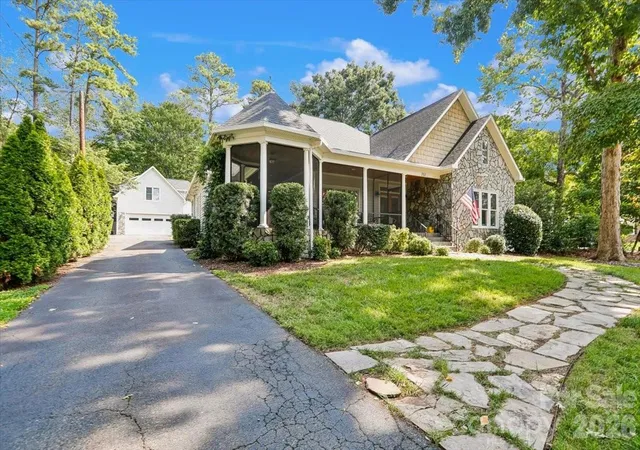3rd image of 351 Catalina Dr, Mooresville, NC 28117 | MLS# 4412807