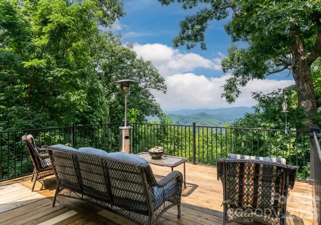 Photo 3 of Single family home for sale at 219 Echo Mountain View Rd, Fairview, NC 28730 | MLS# 4412812 | Listing updated on 2026-10-04