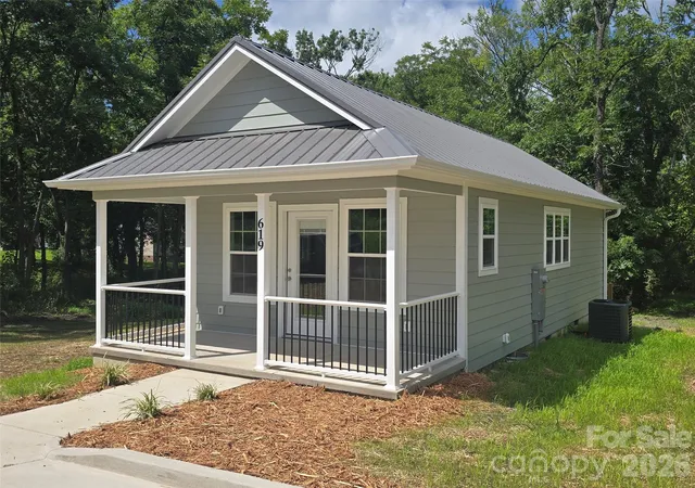 Photo 1 of Single family home for sale at 619 Railroad Ave, Troy, NC 27371 | MLS# 4412819 | Listing updated on 2026-08-09