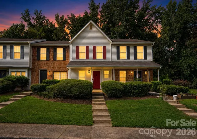 Condo for sale at 6216 Windsor Gate Ln, Charlotte, NC 28215 | MLS# 4412829