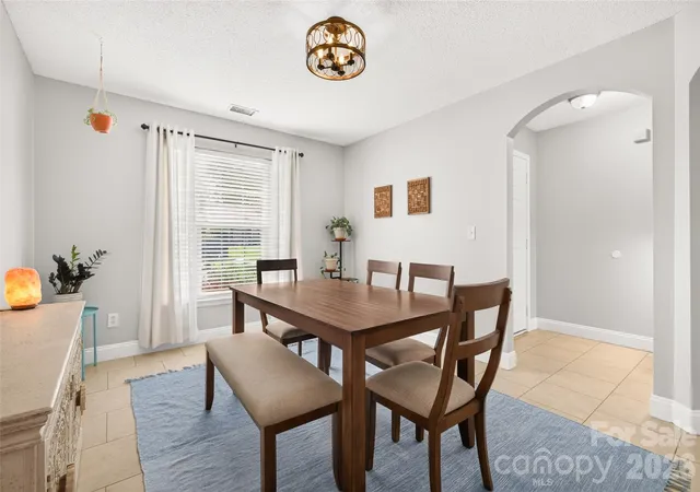 4th image of 2627 Bridgeville Ln, Charlotte, NC 28262 | MLS# 4412839
