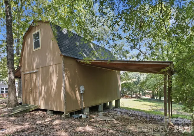 24th image of 806 Danbrook Cir, Lincolnton, NC 28092 | MLS# 4412855