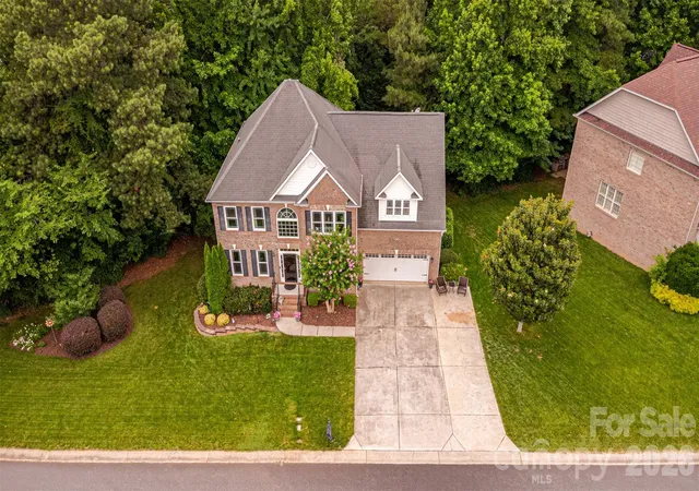 3rd image of 112 Millwood Dr, Fort Mill, SC 29715 | MLS# 4412856