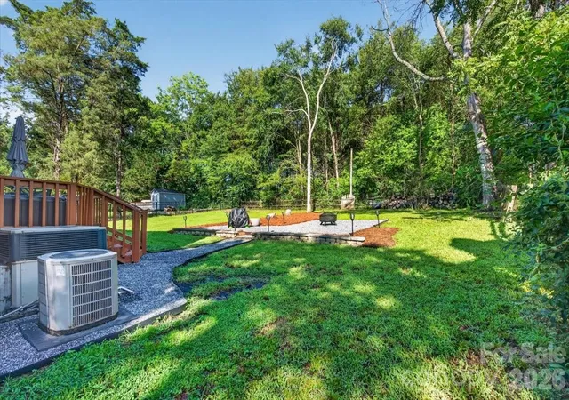 Photo 4 of Single family home for sale at 2025 Hilltop Rd, Rock Hill, SC 29732 | MLS# 4412861 | Listing updated on 2026-10-14