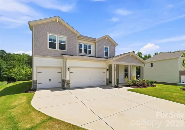 2nd image of 220 E Warfield Dr, Mooresville, NC 28115 | MLS# 4412869