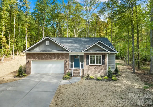 Photo 3 of Single family home for sale at 2522 Lazy Oak Dr, Lancaster, SC 29720 | MLS# 4412877 | Listing updated on 2026-10-11