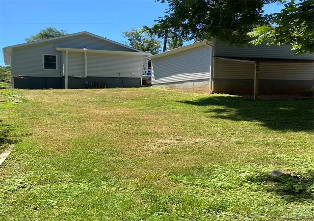 Photo 18 of Single family home for sale at 604 Peden St, North Wilkesboro, NC 28659 | MLS# 4412880 | Listing updated on 2026-08-11