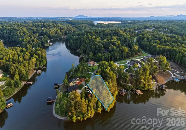 2nd image of 5768 Lake Pointe Dr #15, Granite Falls, NC 28630 | MLS# 4412883