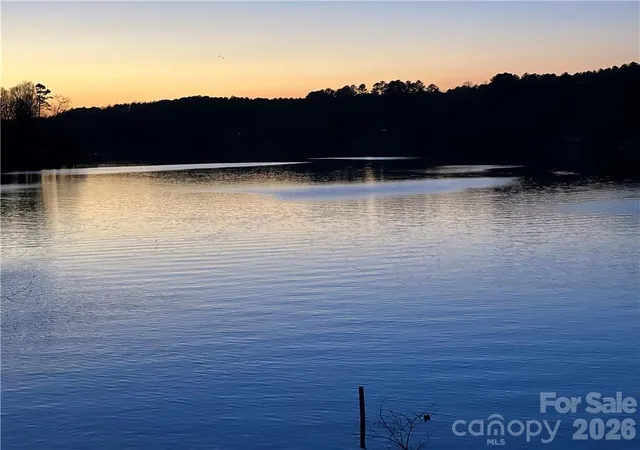 5th image of 5768 Lake Pointe Dr #15, Granite Falls, NC 28630 | MLS# 4412883