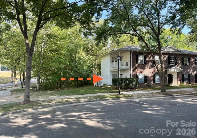Photo 3 of Condo for sale at 19832 Feriba Pl, Cornelius, NC 28031 | MLS# 4412885 | Listing updated on 2026-09-05