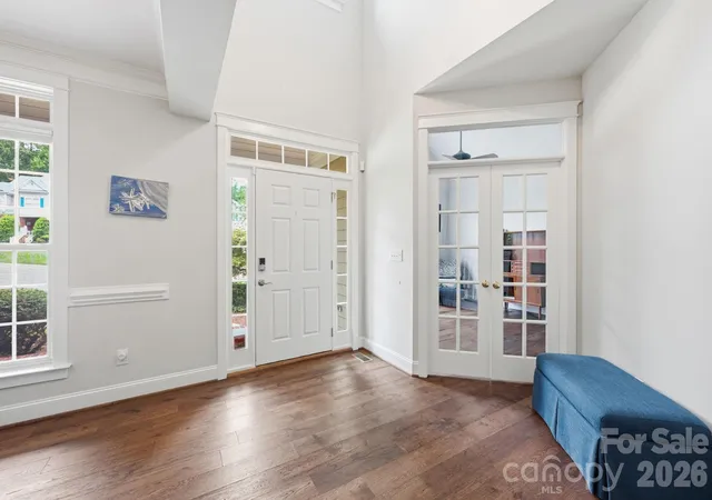 Photo 3 of Sale Pending at 20605 Autumn Breeze Ct, Cornelius, NC 28031 | MLS# 4412886 | Listing updated on 2026-08-15
