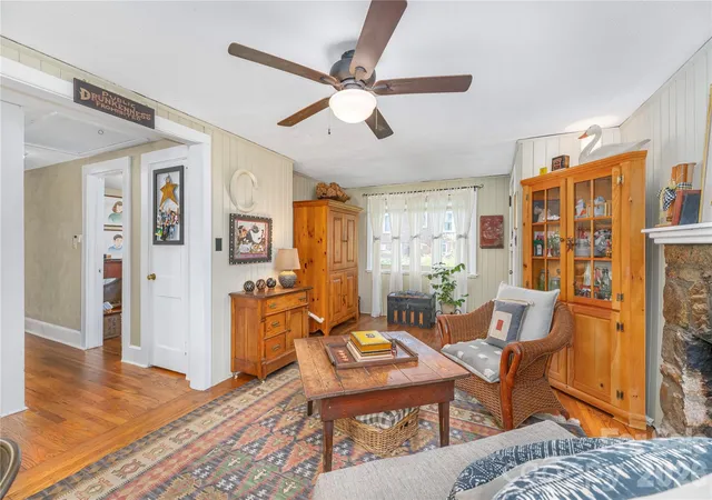 Photo 3 of Single family home for sale at 21 Lincoln Ave, Asheville, NC 28803 | MLS# 4412892 | Listing updated on 2026-10-07