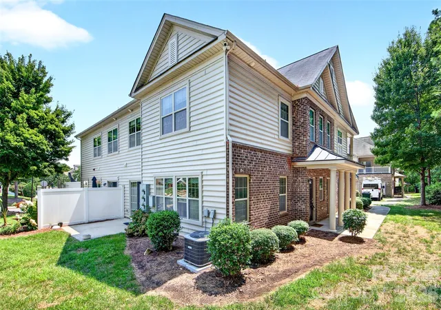 1st image of 16718 Dolcetto Wy, Charlotte, NC 28277 | MLS# 4412905