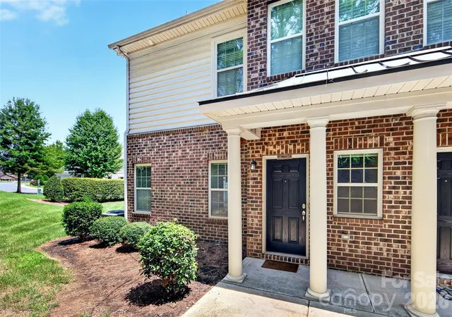 3rd image of 16718 Dolcetto Wy, Charlotte, NC 28277 | MLS# 4412905