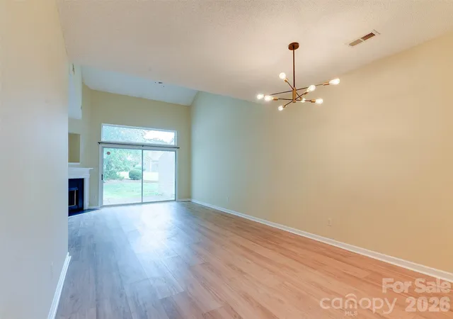 Photo 4 of Townhouse for sale at 9128 Treyburn Dr, Charlotte, NC 28216 | MLS# 4412916 | Listing updated on 2026-09-29