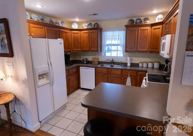 3rd image of 51 Browning Dr, Taylorsville, NC 28681 | MLS# 4412918