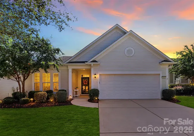 Photo 1 of Sale Pending at 2015 Vermount Way, Fort Mill, SC 29707 | MLS# 4412967 | Listing updated on 2026-10-18